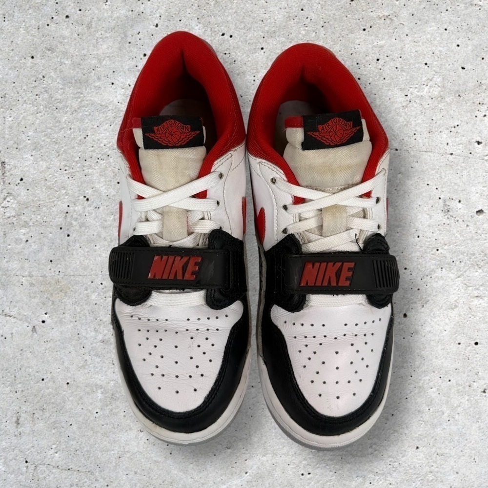 Kids Air Jordan Legacy 312 size 4.5Y - Picture 2 of 7